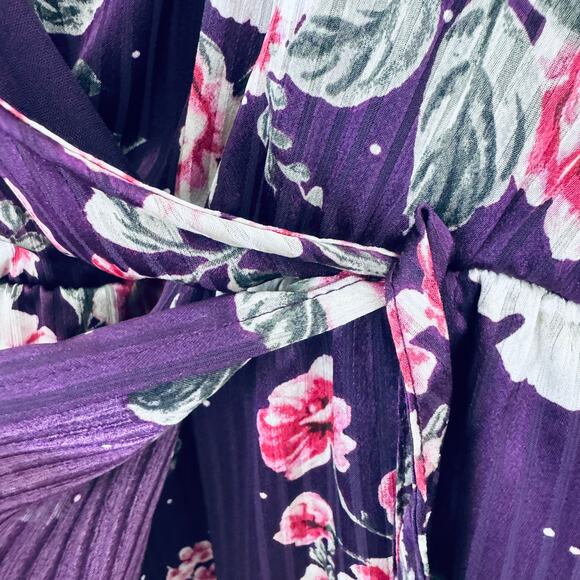 Torrid Womens Midi Dobby Satin Surplice Wrap Dress Size 3X Romantic Roses Floral - Picture 10 of 14